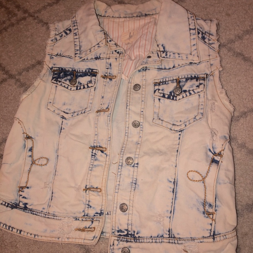Light denim vest